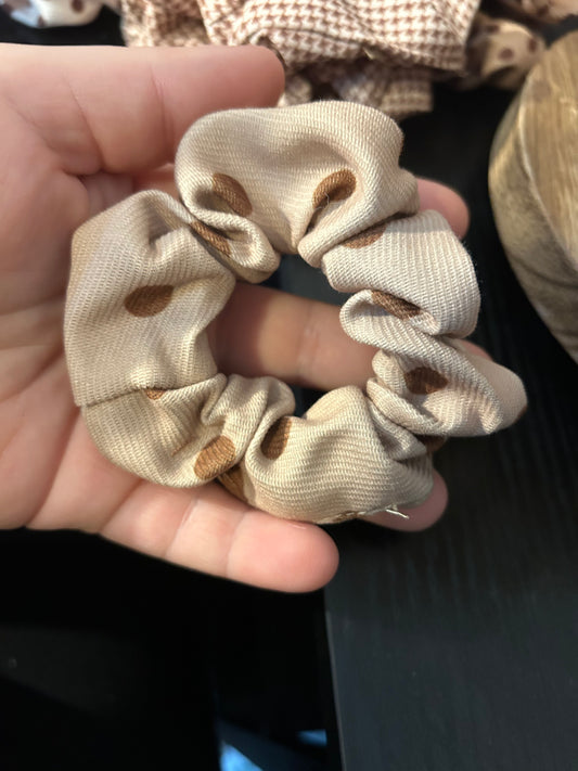 "Darcy" Scrunchie