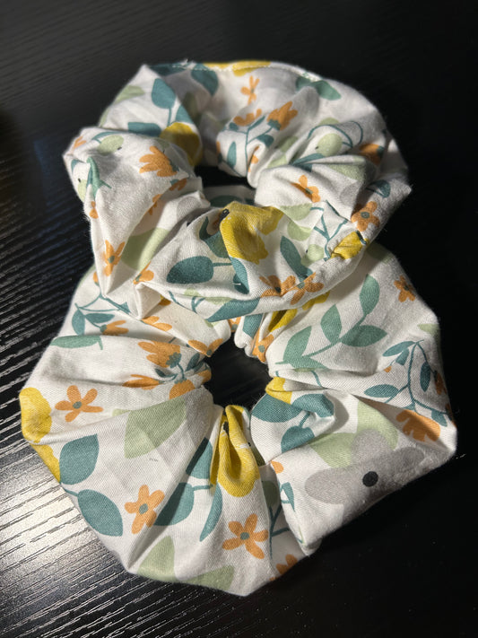 "Grandmas Kitchen" Scrunchie