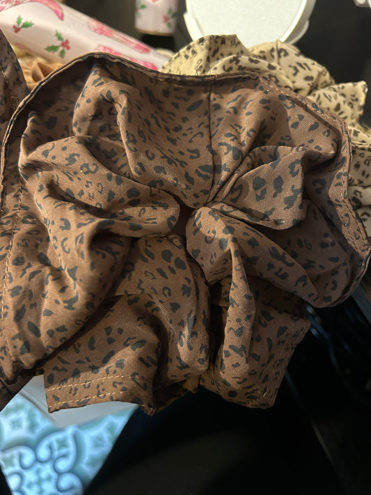 "Tallulah" XXL Scrunchie